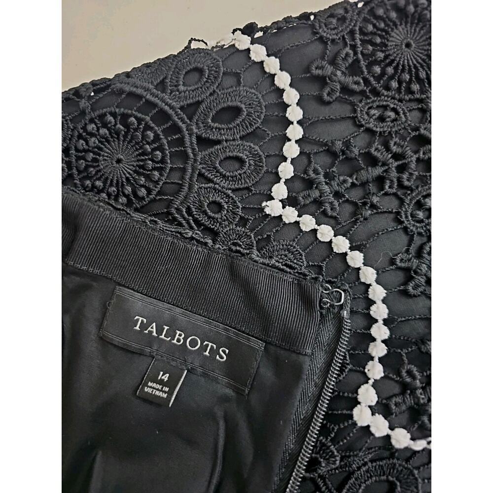 Talbots ~Woman Size 14~ Black Crocheted Lace A-Line Skirt Fully Lined NWOT. - Picture 2 of 12